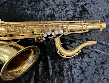 Photo Original Lacquer Selmer Mark VI Tenor Sax at a Great Price - Serial # 216153